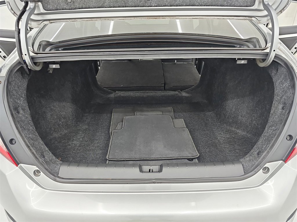 Used 2020 Honda Civic Touring image 15