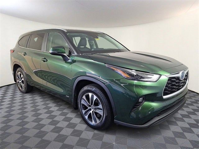 Used 2023 Toyota Highlander XLE