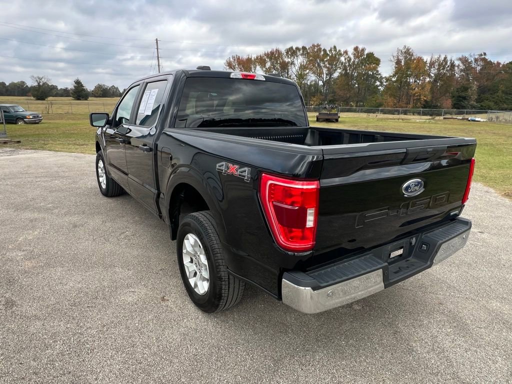 Used 2023 Ford F150 XLT image 3