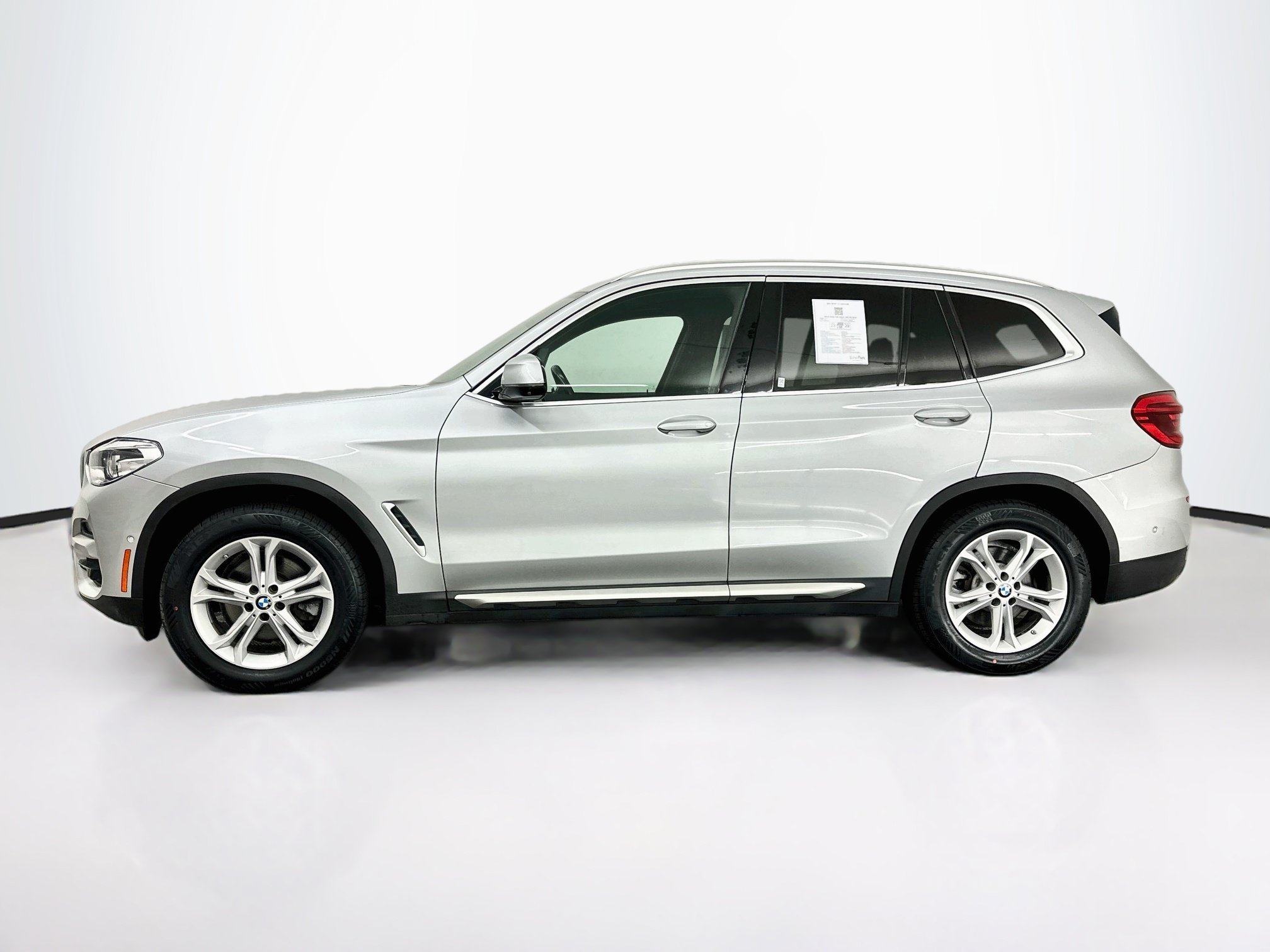 Used 2021 BMW X3 xDrive30i w/ Convenience Package AWD/4WD image 4