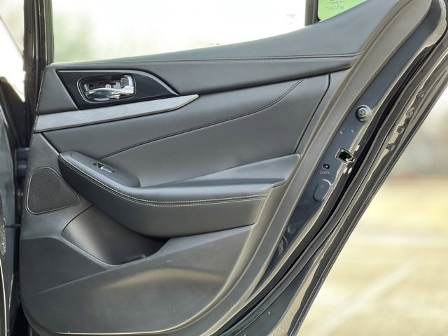 Used 2017 Nissan Maxima 3.5 SL image 18