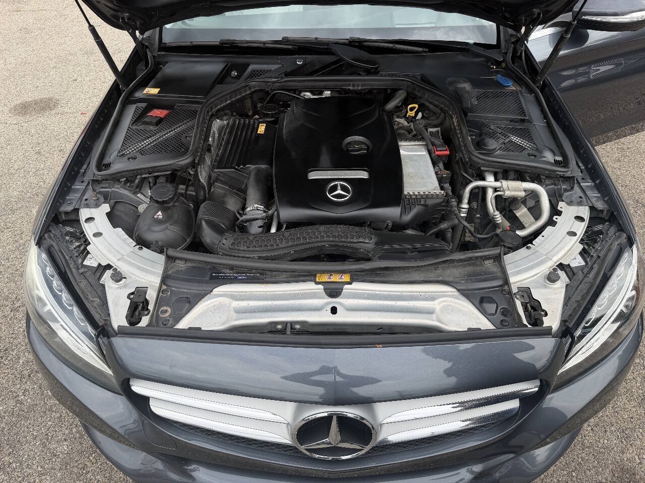 Used 2015 Mercedes-Benz C 300 4MATIC Sedan image 29