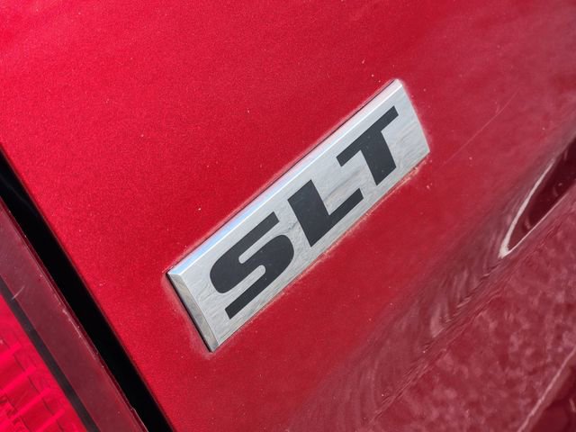 Used 2021 RAM 1500 Classic SLT image 12