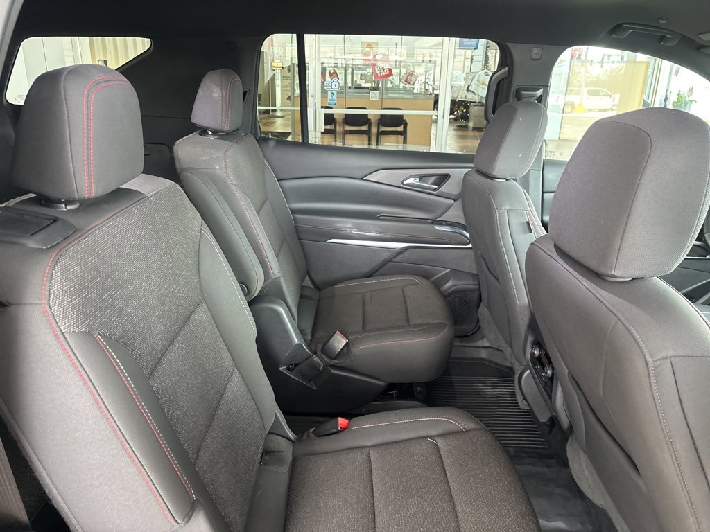 Used 2024 Chevrolet Traverse Z71 image 35