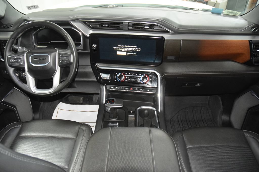 Used 2024 GMC Sierra 1500 Denali w/ Denali Reserve Package AWD/4WD image 32