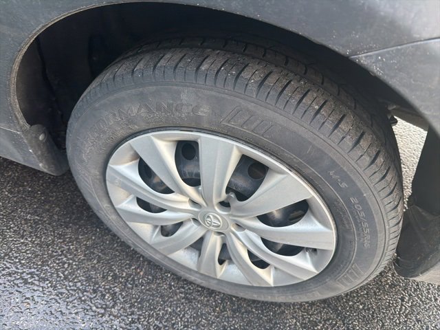 Used 2012 Toyota Corolla LE image 9