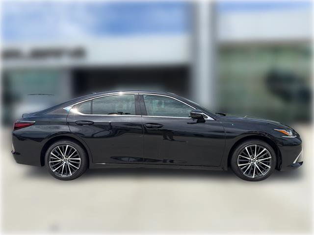 Used 2025 Lexus ES 350 w/ Premium Package FWD image 10