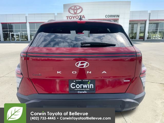 Used 2025 Hyundai Kona SEL AWD/4WD image 4
