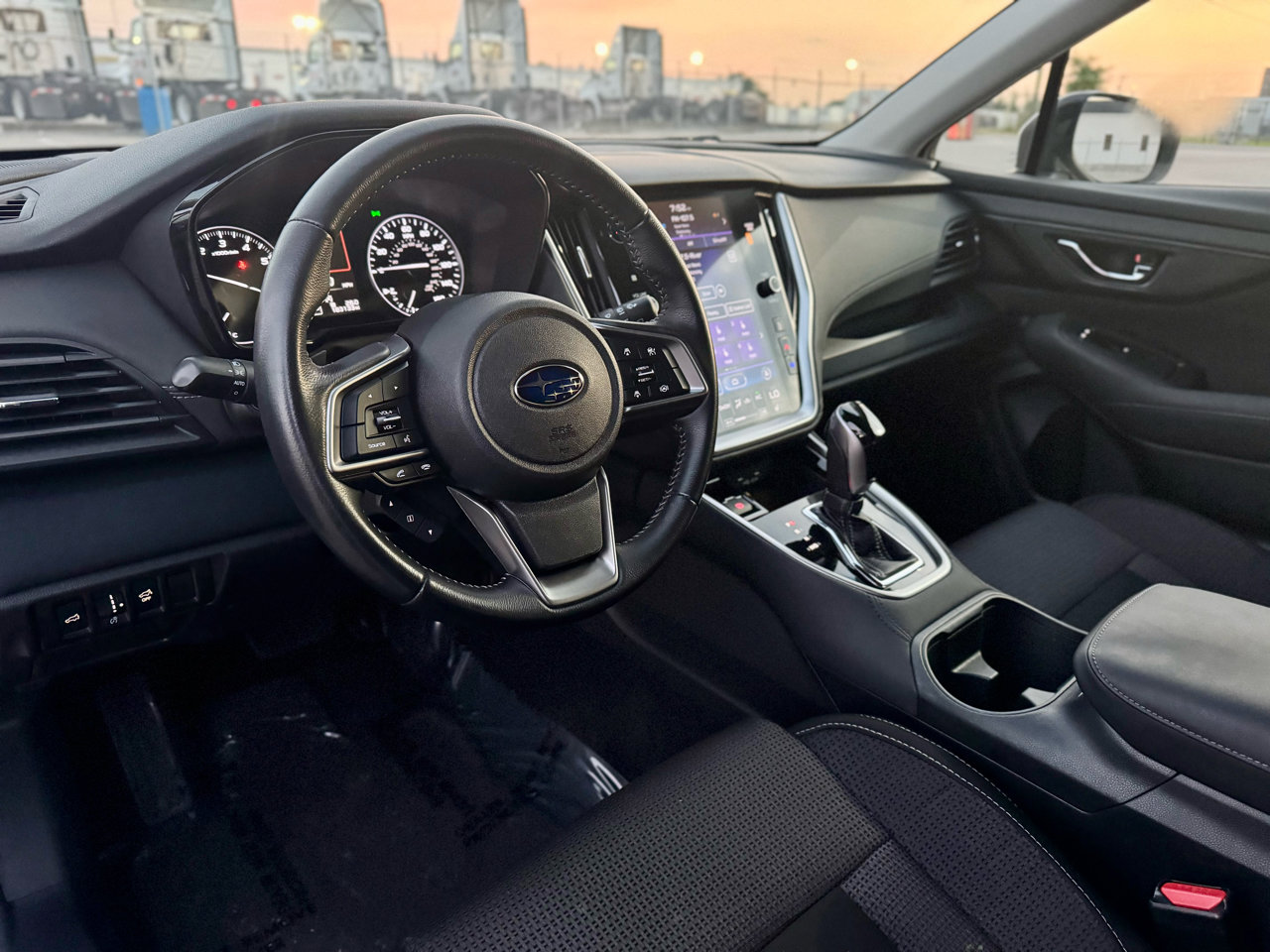 Used 2022 Subaru Outback Premium image 11