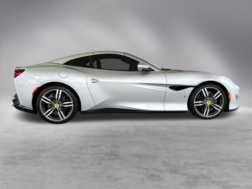 Used 2019 Ferrari Portofino RWD image 13