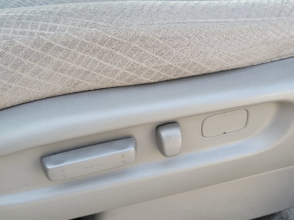 Used 2014 Honda Odyssey LX image 23