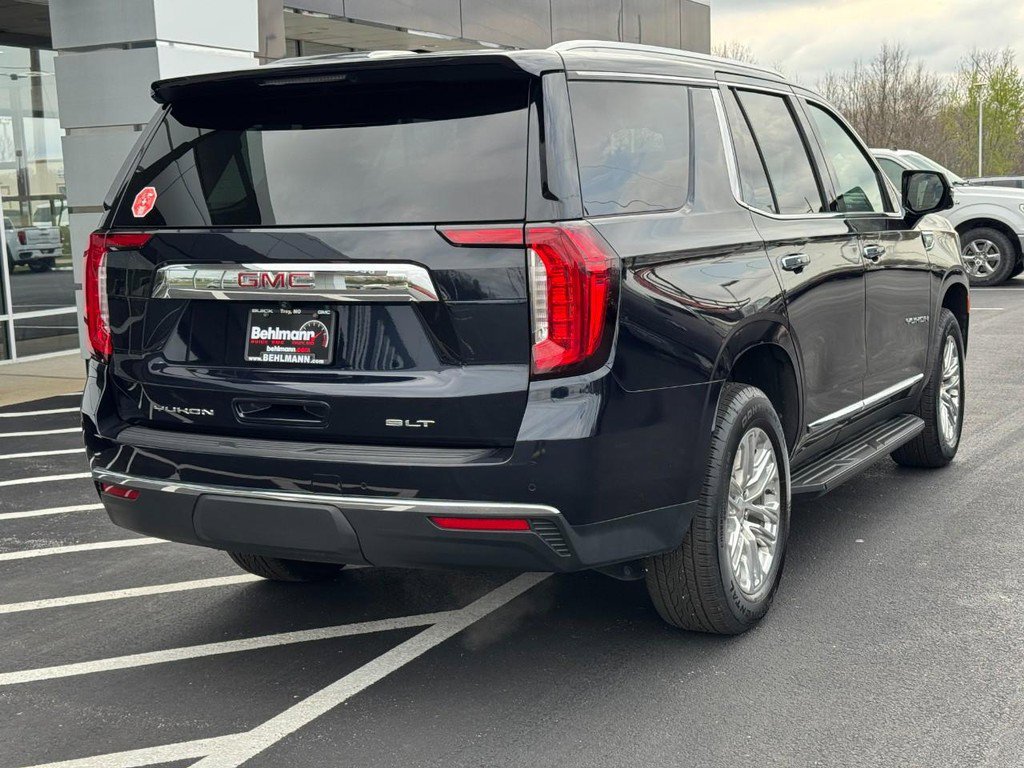 Used 2021 GMC Yukon SLT w/ SLT Premium Package image 4