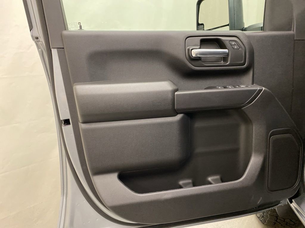 Used 2020 Chevrolet Silverado 2500 High Country w/ Z71 Off-Road Package image 10