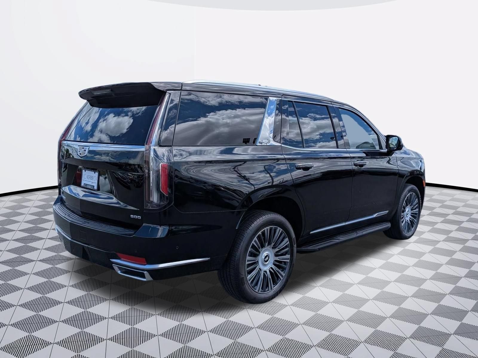 Certified 2023 Cadillac Escalade Premium Luxury AWD/4WD image 5