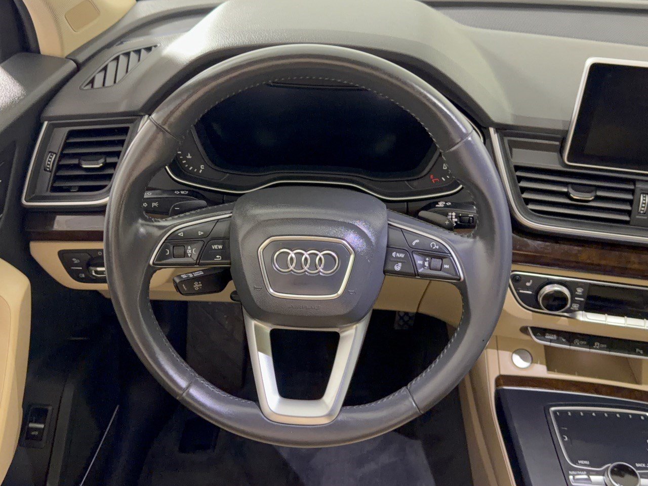 Used 2018 Audi Q5 2.0T Premium Plus w/ Premium Plus Package AWD/4WD image 26