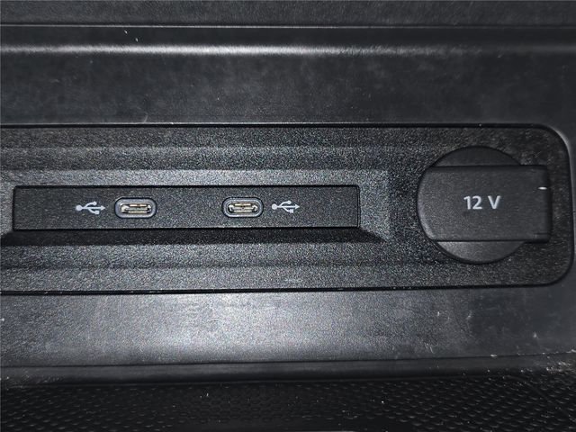 Used 2023 Volkswagen Atlas SE image 19