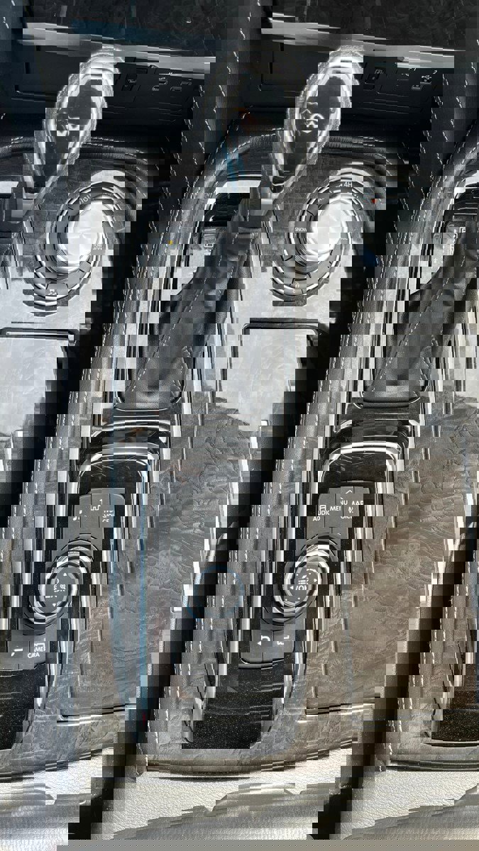 Used 2024 INFINITI QX80 Luxe AWD/4WD image 11