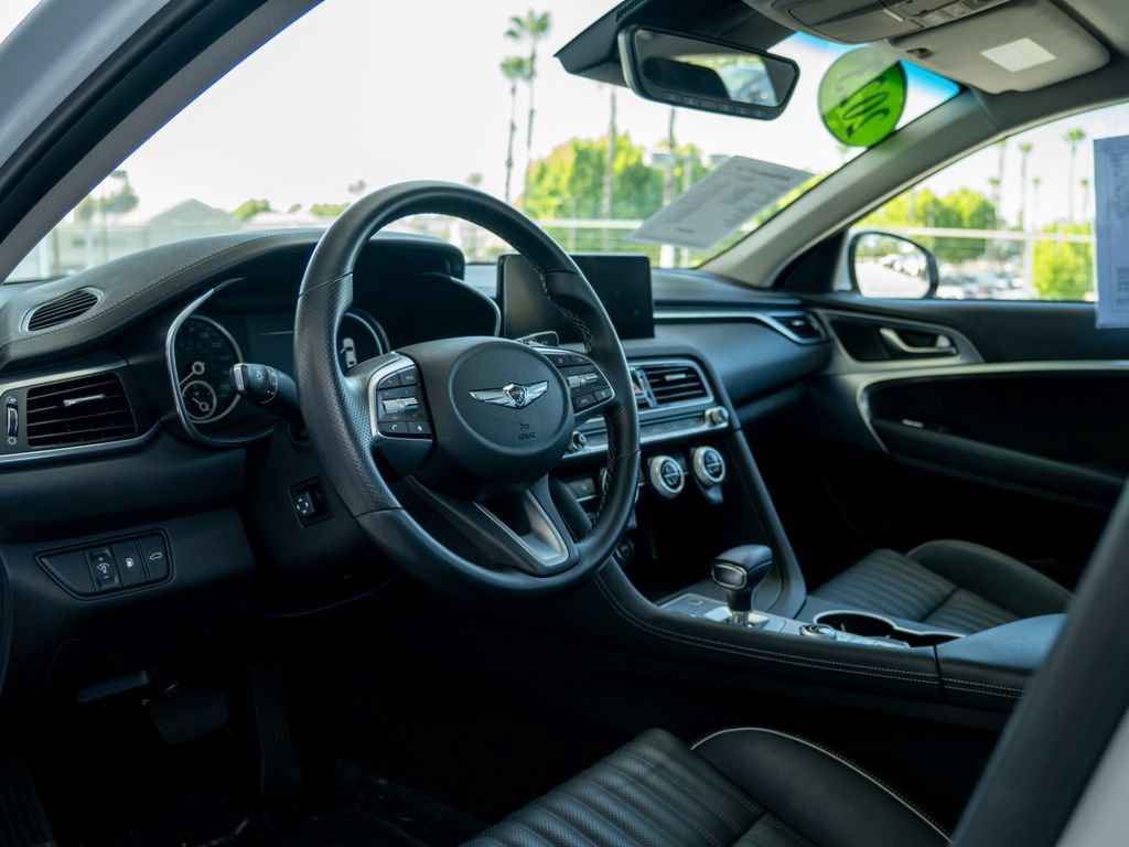 Used 2023 Genesis G70 3.3T AWD/4WD image 9