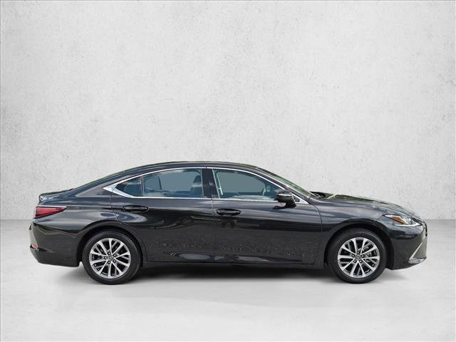 Used 2024 Lexus ES 350 w/ Accessory Package (Z1) FWD image 4
