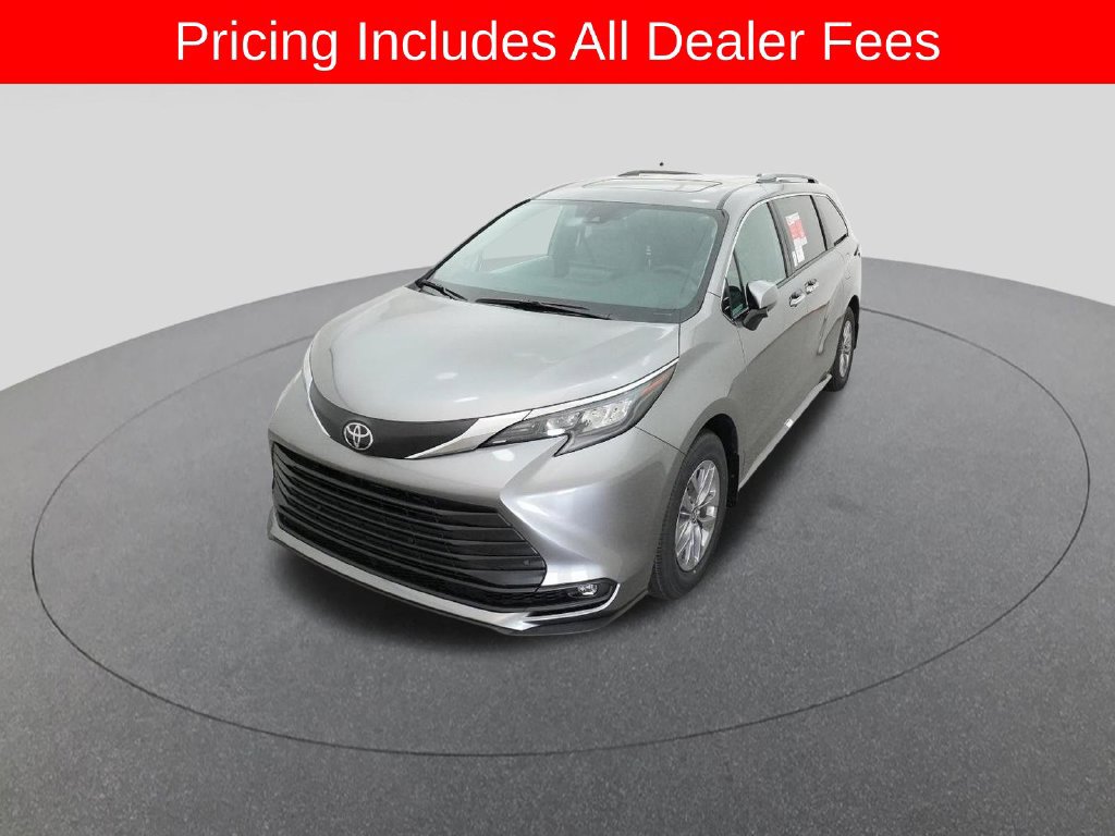 New 2026 Toyota Sienna XLE FWD image 16