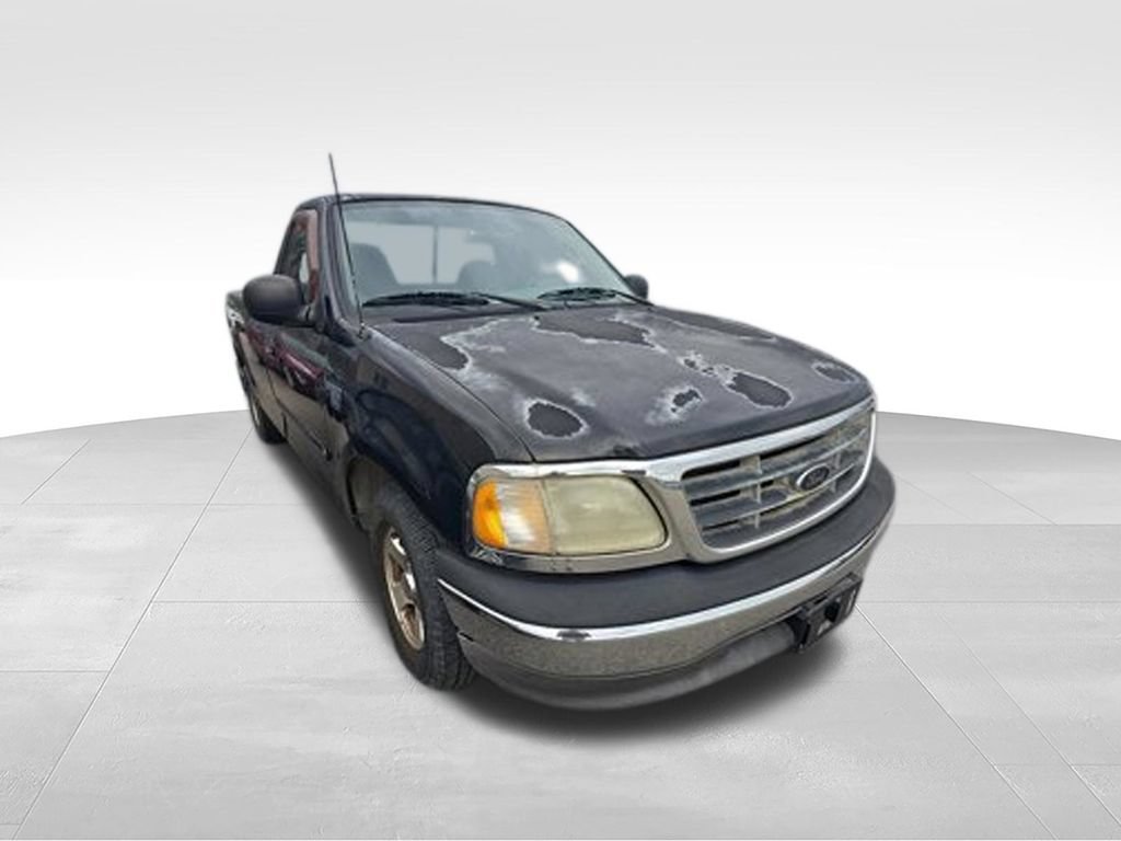 Used 2003 Ford F150 XL RWD image 5