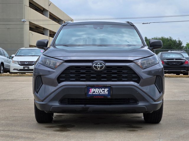 Used 2020 Toyota RAV4 LE AWD/4WD video 2