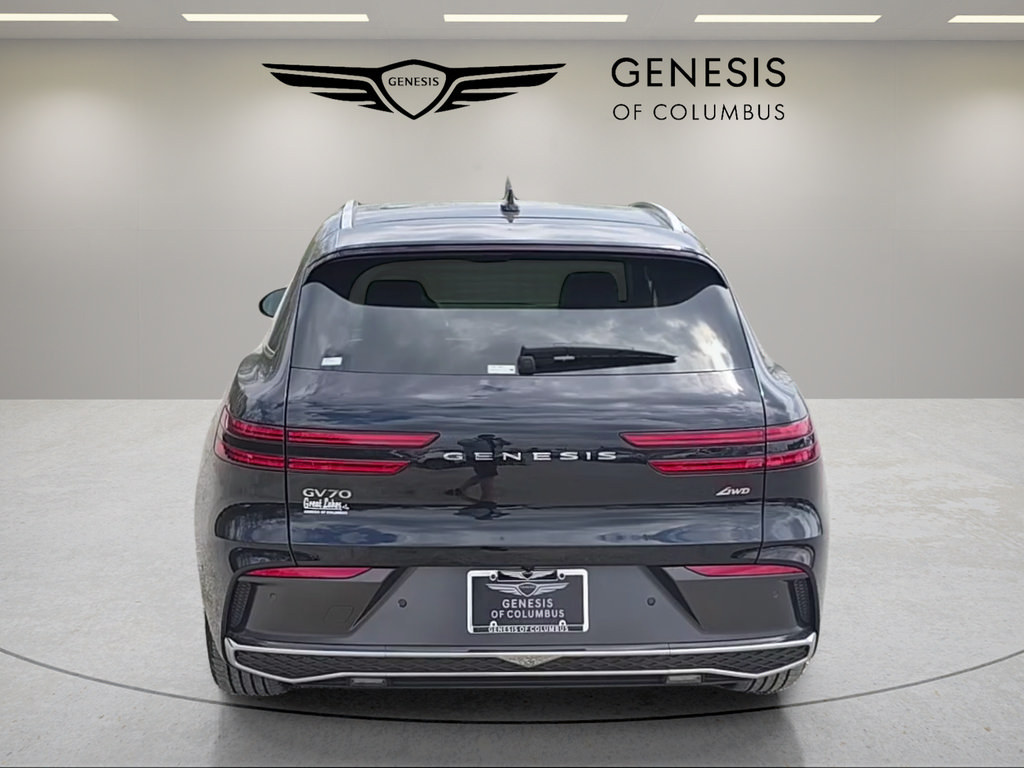 Used 2026 Genesis GV70 2.5T Advanced AWD/4WD image 4