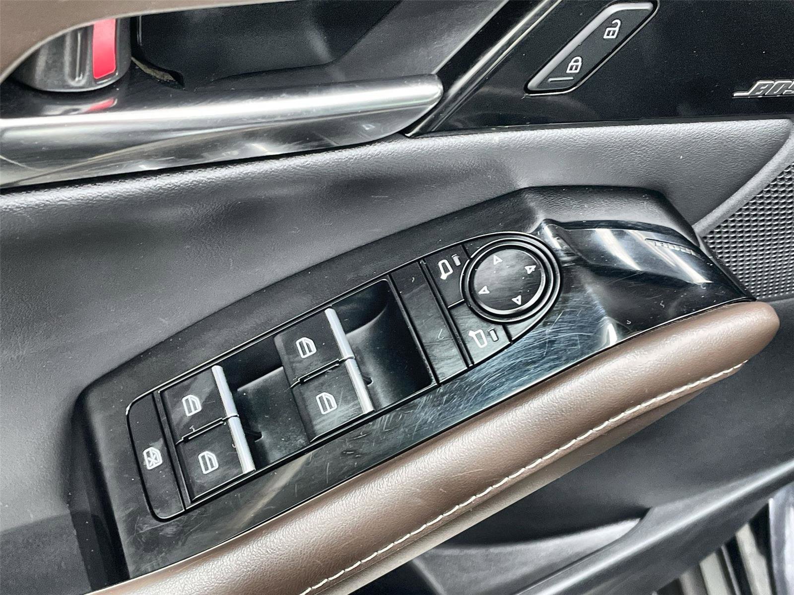 Used 2024 MAZDA CX-30 AWD 2.5 S w/ Premium Package image 12