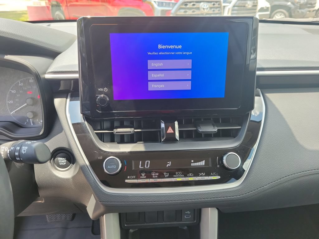 Certified 2025 Toyota Corolla Cross LE FWD image 24