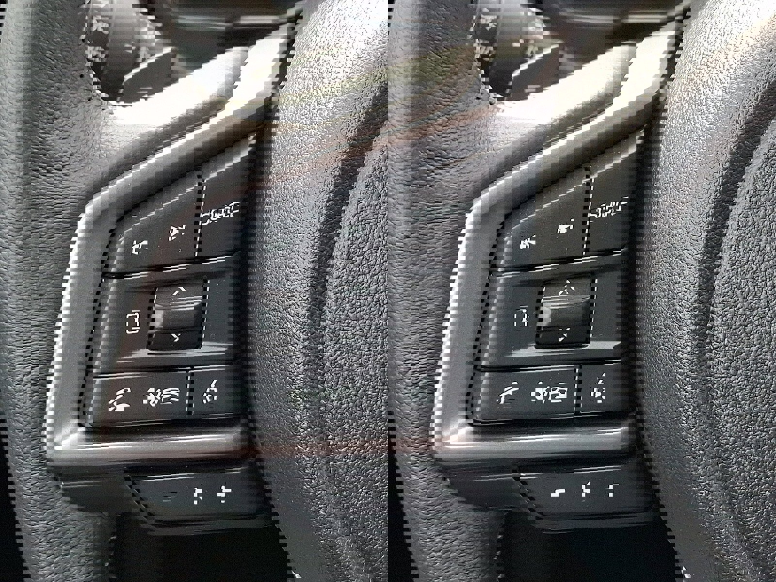 Certified 2025 Subaru Outback Limited AWD/4WD image 23