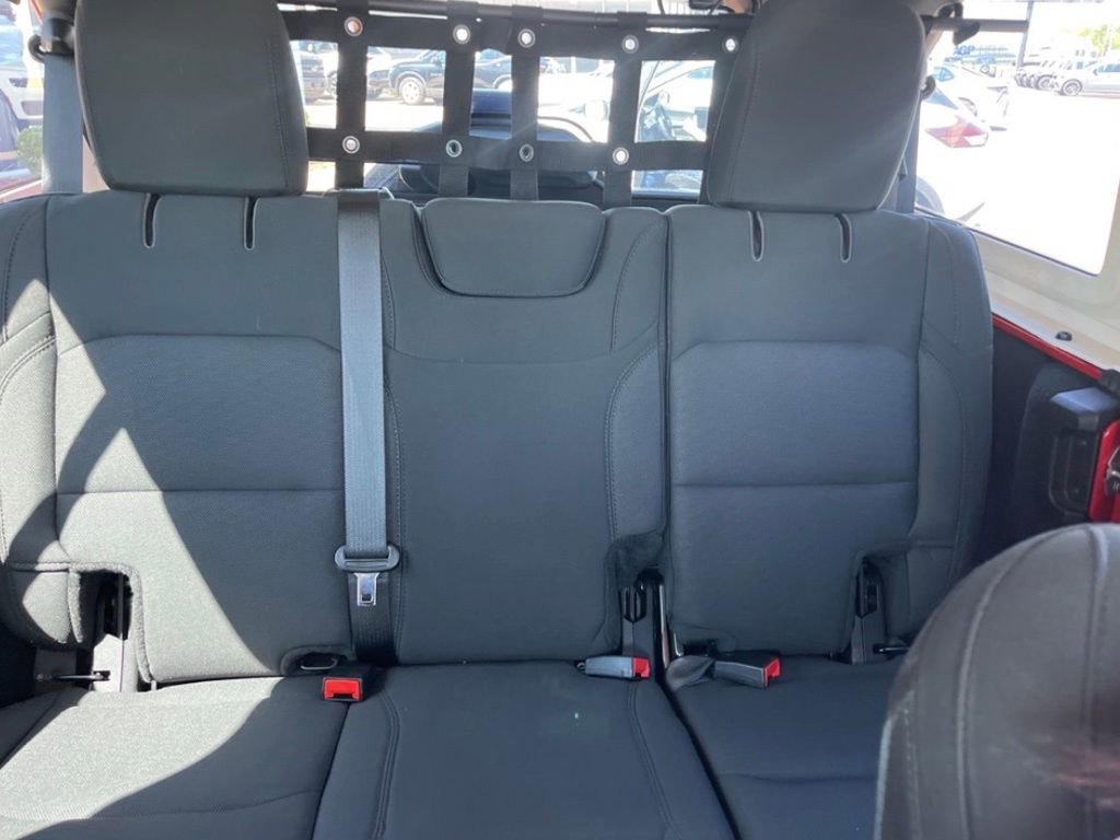 Used 2019 Jeep Wrangler Unlimited Sport image 12