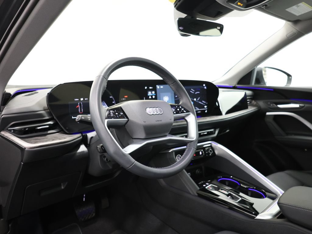 Used 2025 Audi Q5 Premium w/ 19" Wheel Package AWD/4WD image 15