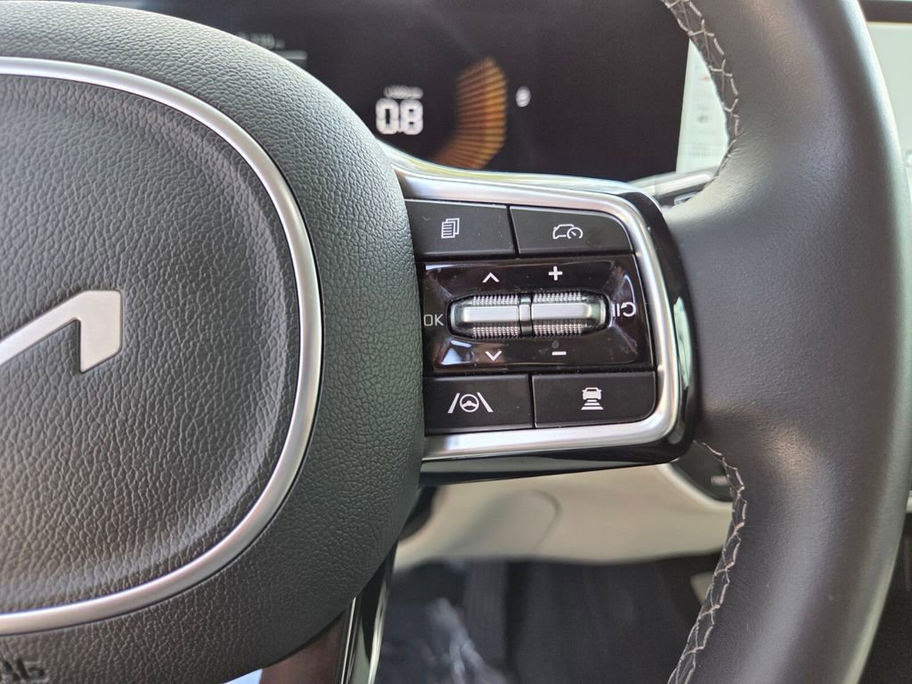 Used 2025 Kia Sorento EX w/ Panoramic Sunroof Package image 31