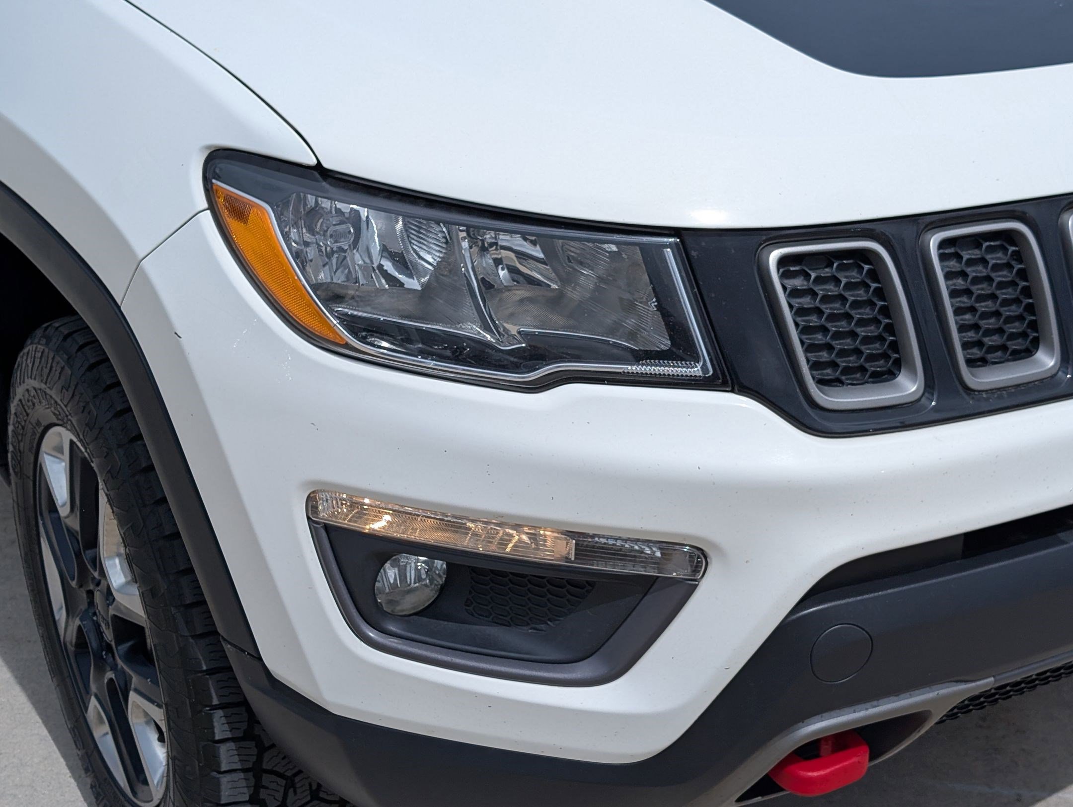 Used 2017 Jeep Compass Trailhawk w/ Cold Weather Group AWD/4WD image 10