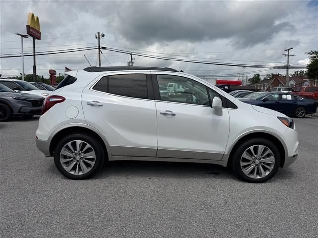 Used 2020 Buick Encore Preferred AWD/4WD image 14