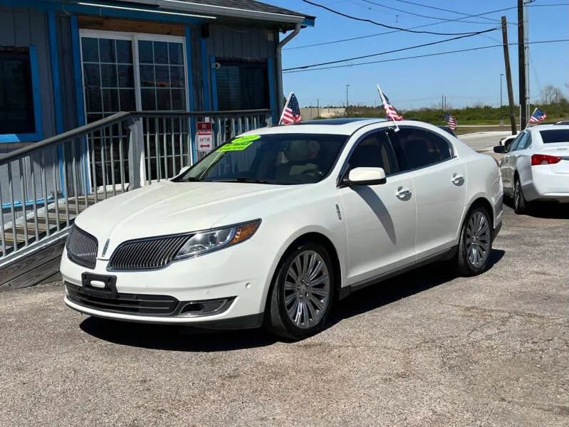 Used 2013 Lincoln MKS image 2
