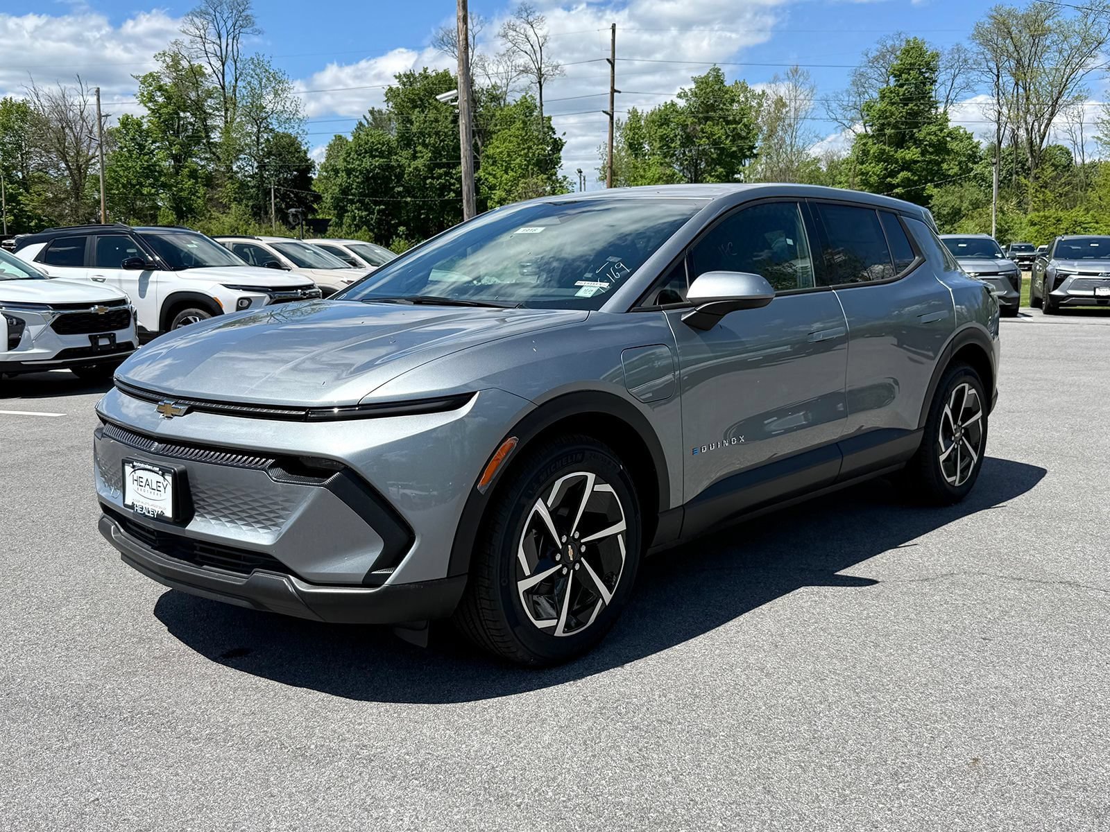 New 2026 Chevrolet Equinox EV LT FWD image 3