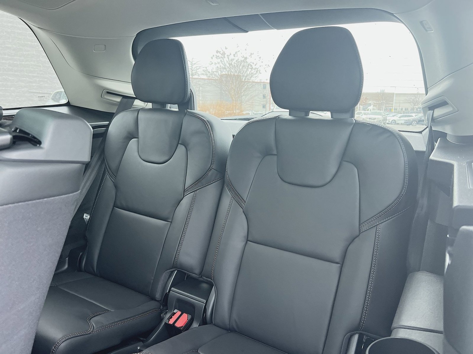 New 2026 Volvo XC90 T8 Ultra w/ Protection Package Premier image 26