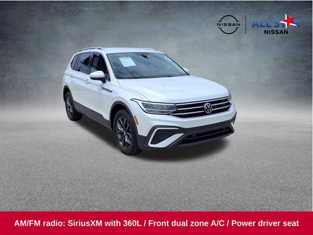 Used 2023 Volkswagen Tiguan SE FWD image 1