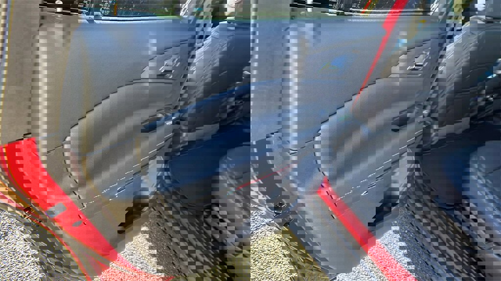 New 2026 Chevrolet Traverse LT image 16