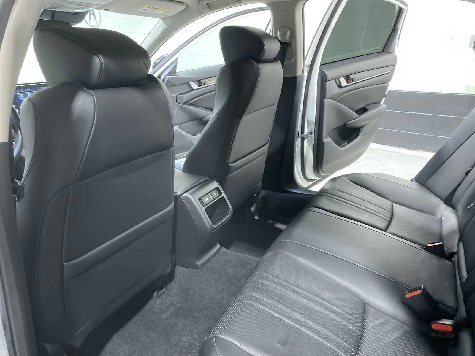 Used 2021 Honda Accord Sport Special Edition image 12