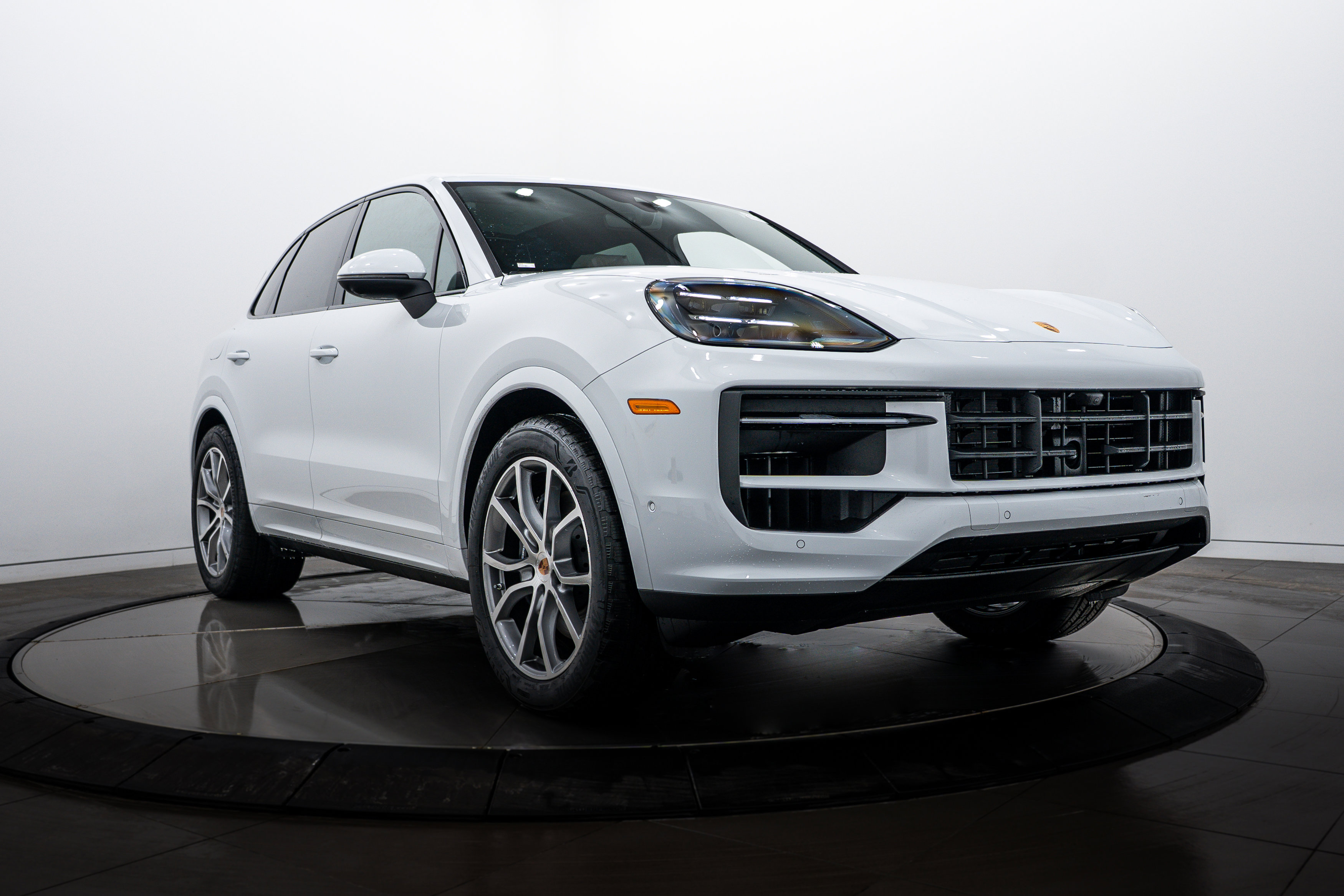 New 2026 Porsche Cayenne image 9