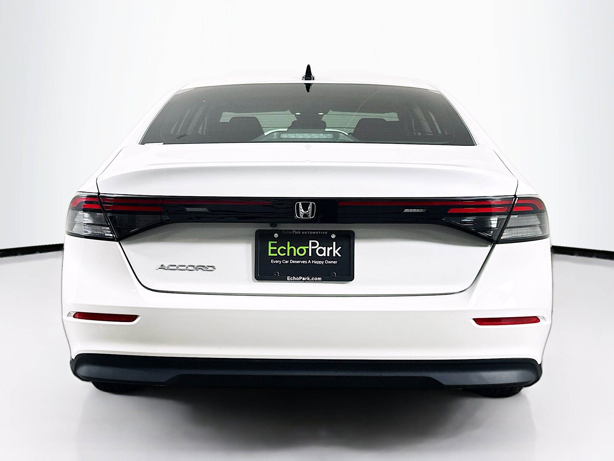 Used 2025 Honda Accord SE image 7