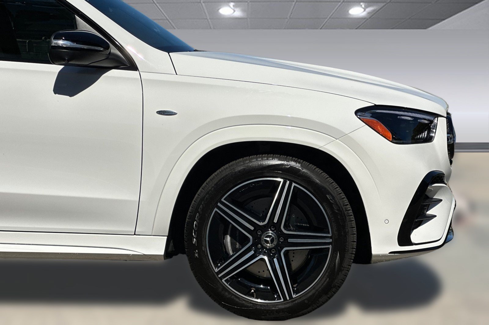 Certified 2025 Mercedes-Benz GLE 450e 4MATIC image 35