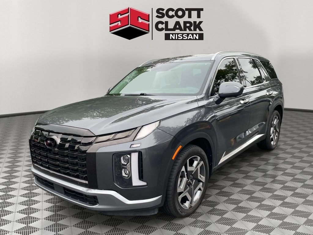 Used 2023 Hyundai Palisade Limited AWD/4WD image 3