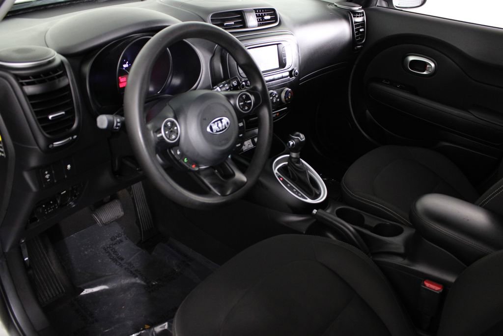 Used 2017 Kia Soul image 17