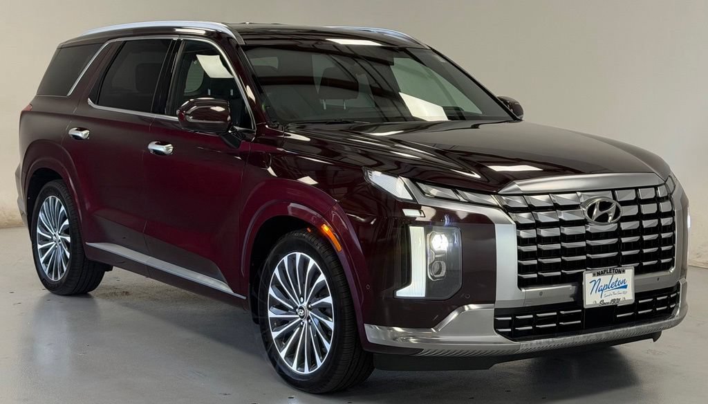 Used 2023 Hyundai Palisade Calligraphy w/ Cargo Package AWD/4WD image 6