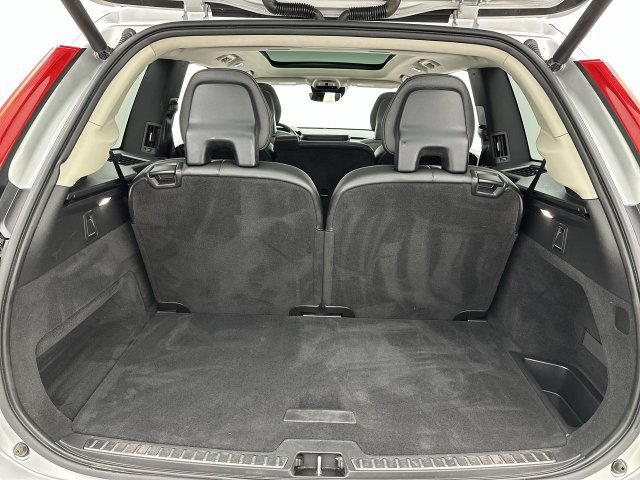 Used 2018 Volvo XC90 T6 Momentum w/ Momentum Plus Package AWD/4WD image 25