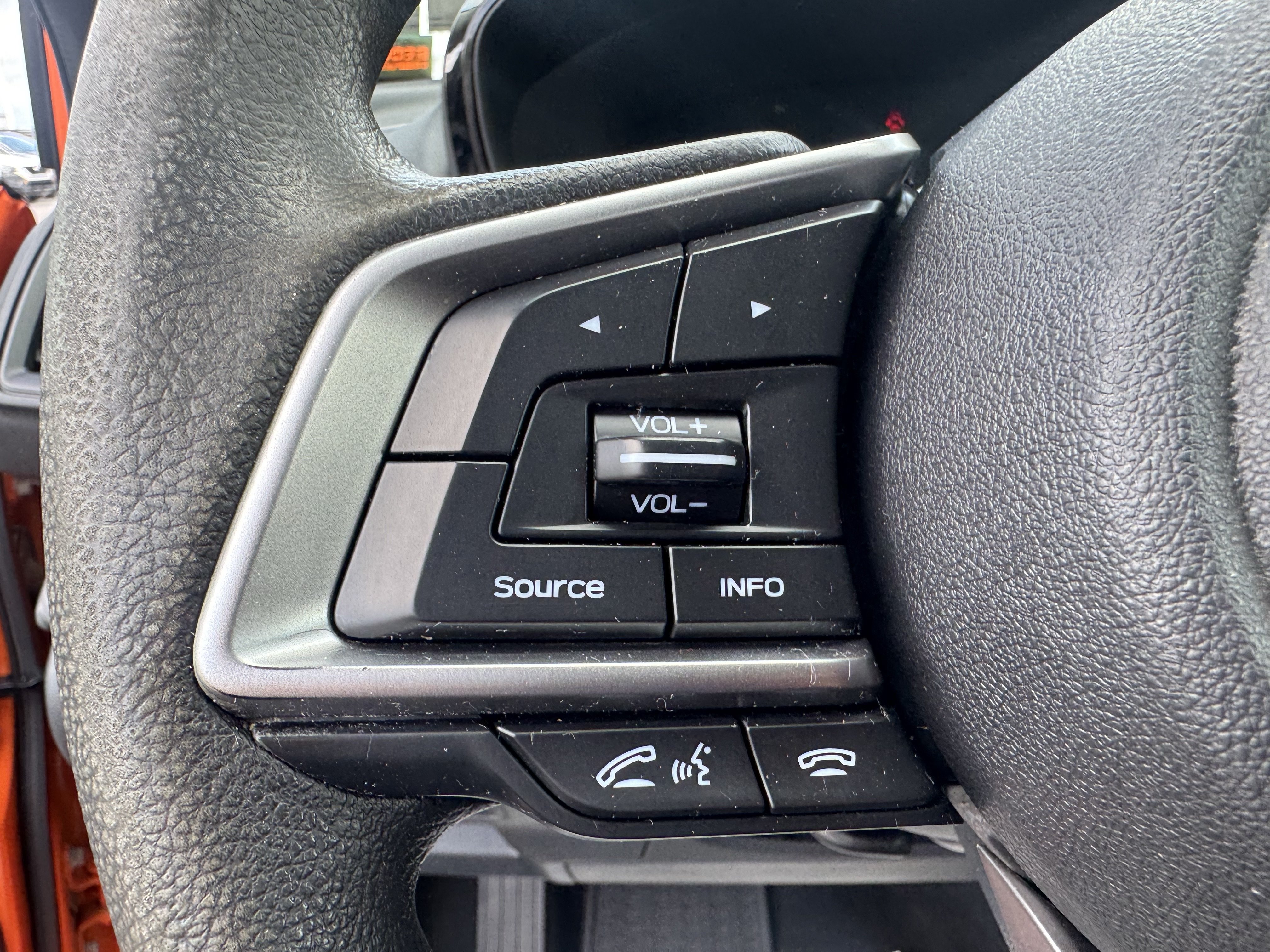 Used 2019 Subaru Crosstrek 2.0i AWD/4WD image 18