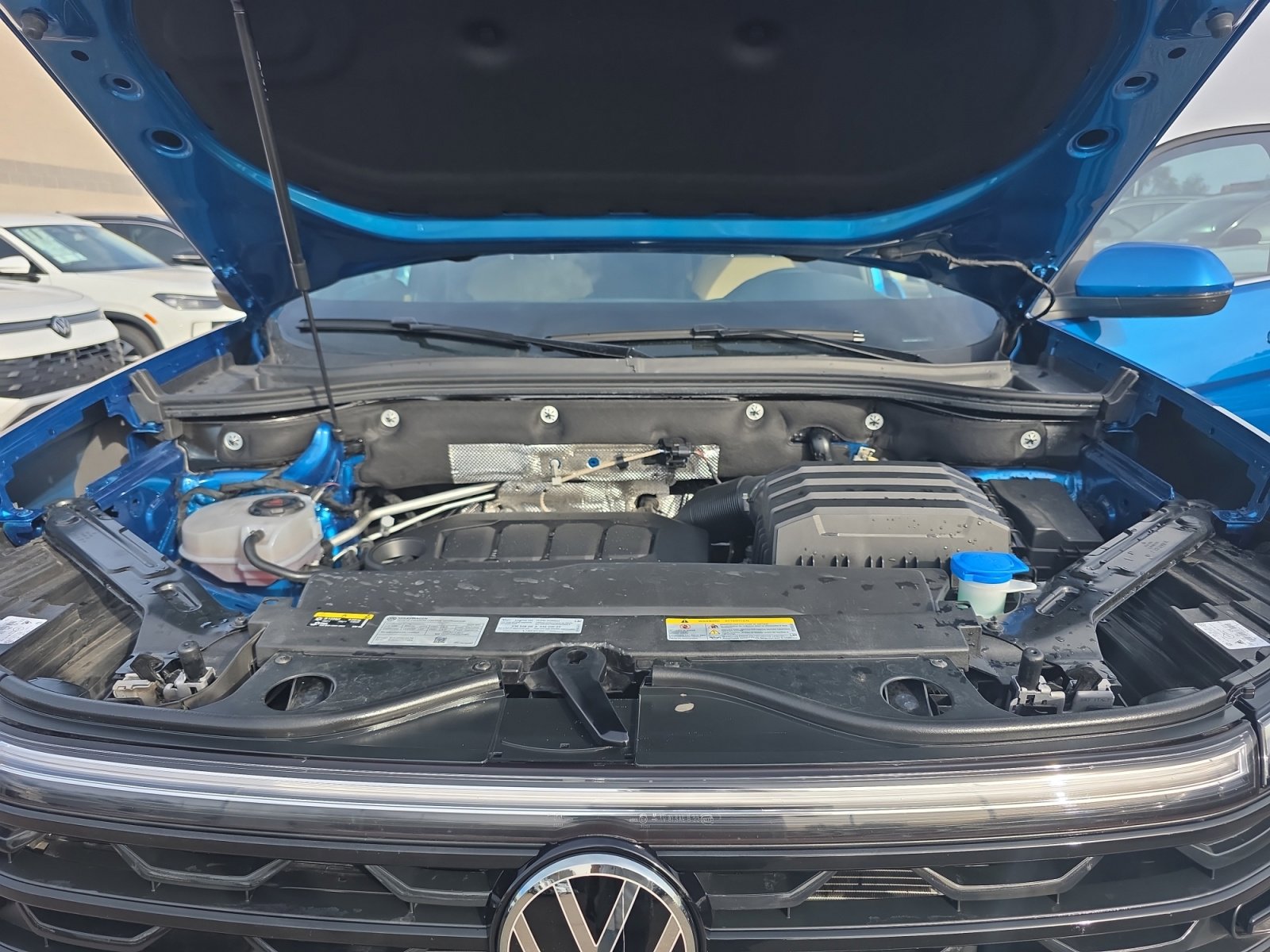 Certified 2024 Volkswagen Atlas Cross Sport SE image 21